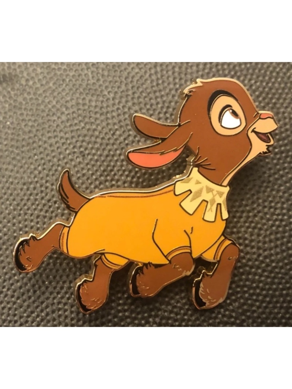 Disney pin 160435 Valentino Goat Wish sidekick pet Asha talking talk magic LR